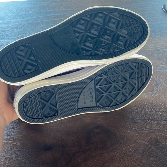 Velvet Converse Sneakers - Picture 7 of 9